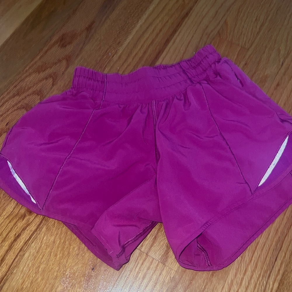 LULULEMON SHORTS